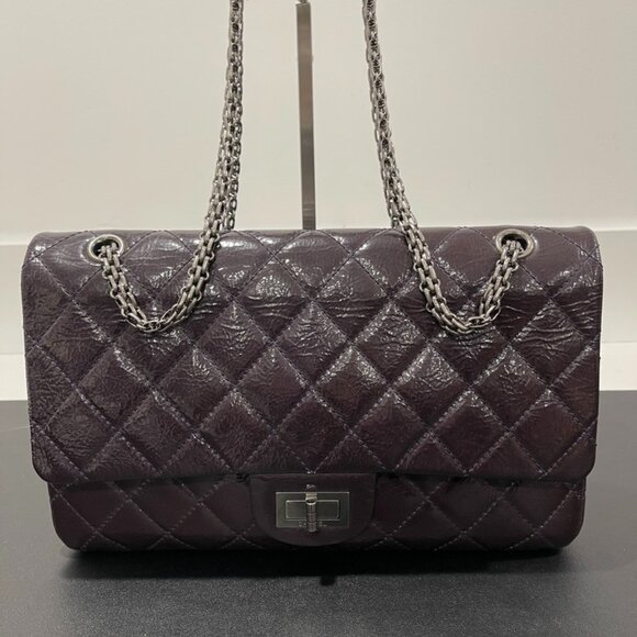 Chanel 2.55 226 Reissue Deep Purple Leather Flap Bag Gunmetal Hardware (121172) - Picture 1 of 14